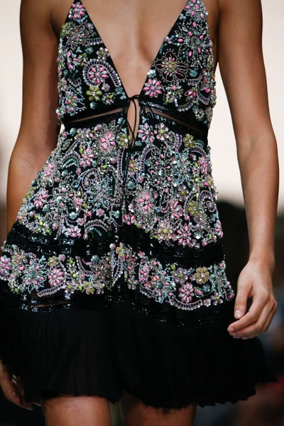 Look 48